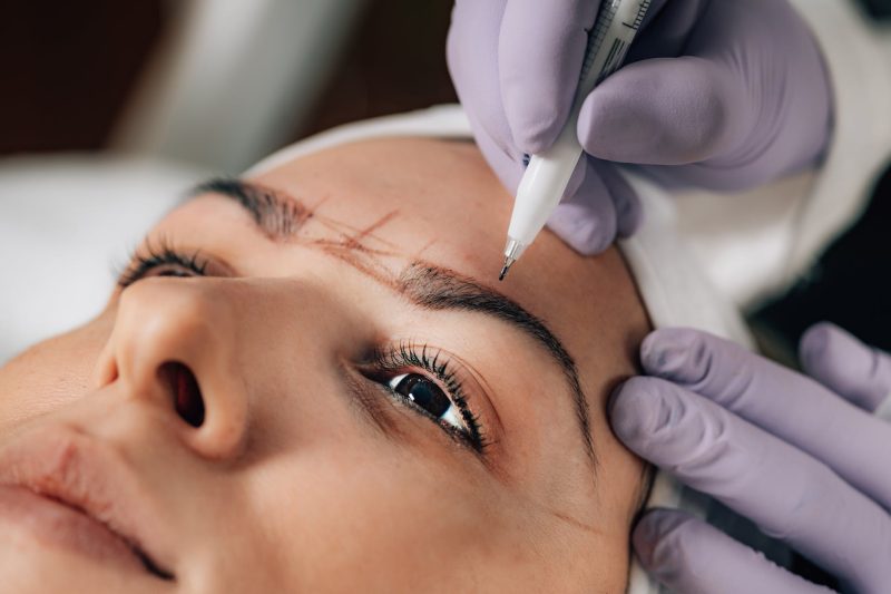 microblading vs. powder brows
