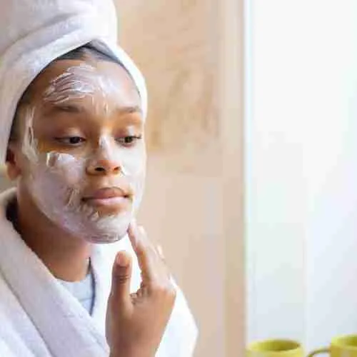 How to Layer Moisturizers for Better Results on Black Skin