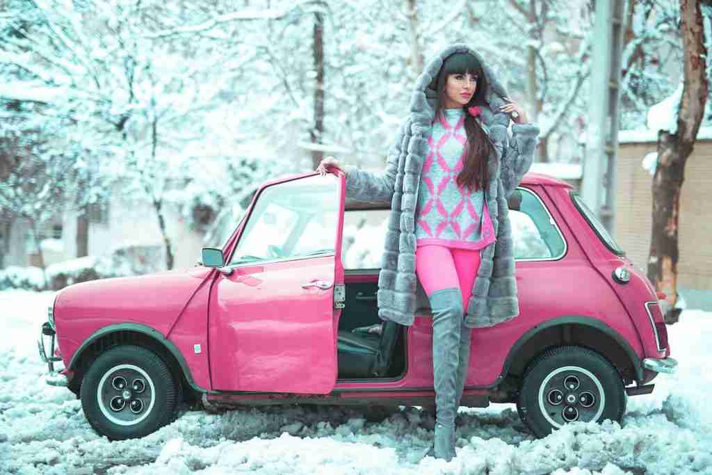 fashionable outerwear for winter women's