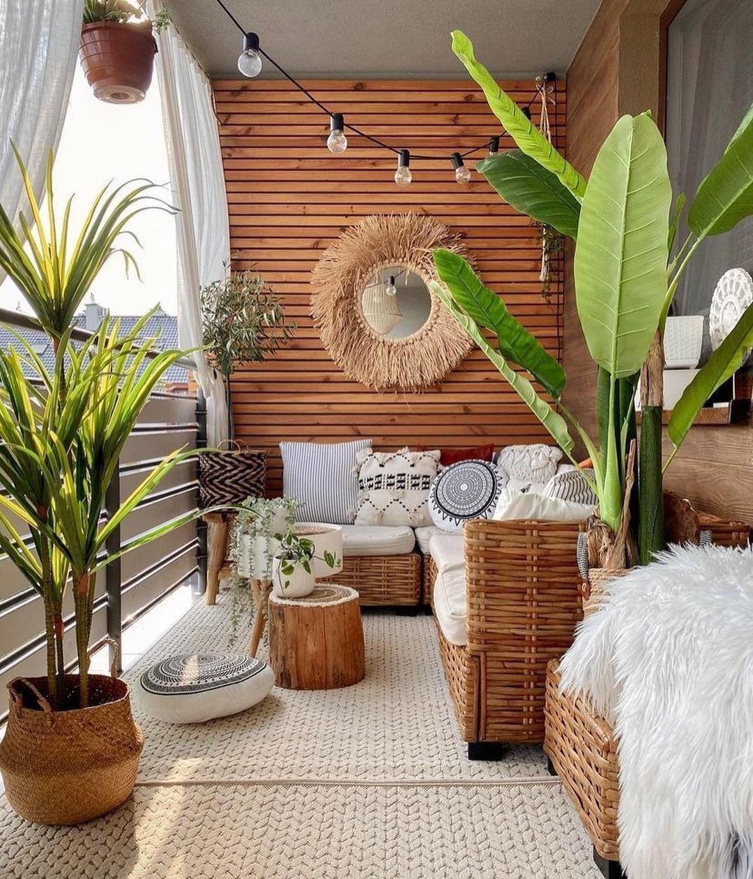 View of Creative Ways to Organize Your Patio Space